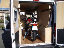 Motorrad Transport im Wohnmobil, Motorradtransport